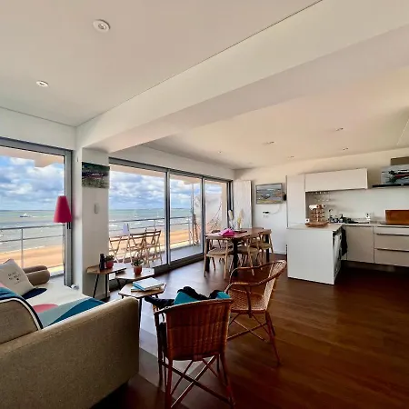 Premiere Ligne Acces Prive Et Direct A La Vue Apartmán *