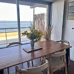 Appartement Première Ligne Accès Privé Et Direct à La Vue