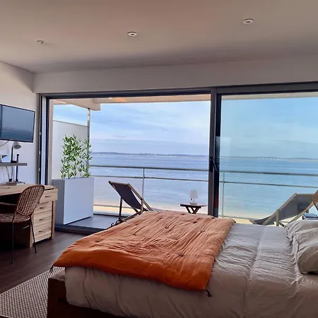 Apartment Premiere Ligne Acces Prive Et Direct A La Vue